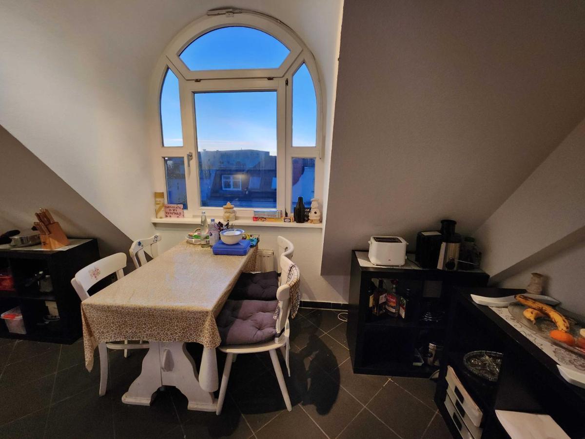 One Private Room Available In A Two Room Apartment In Tegel, Berlino Esterno foto